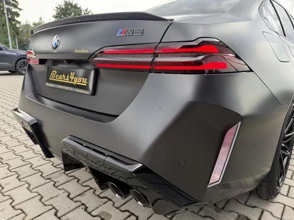 BMW M5 ULTIMATE FROZEN DEEP KARBON CZ - foto 21