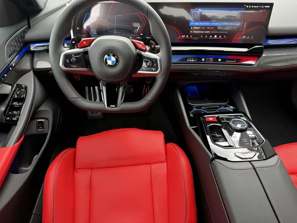 BMW M5 ULTIMATE FROZEN DEEP KARBON CZ - foto 26
