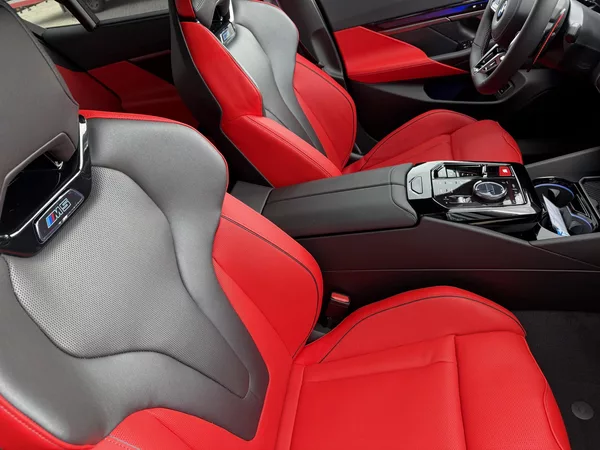 BMW M5 ULTIMATE FROZEN DEEP KARBON CZ - foto 37
