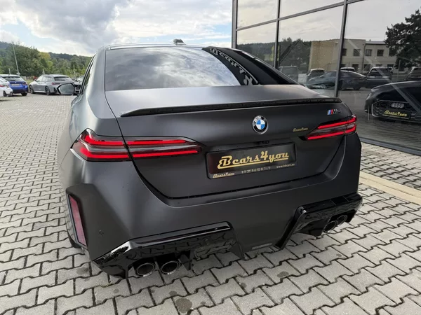 BMW M5 ULTIMATE FROZEN DEEP KARBON CZ - foto 7