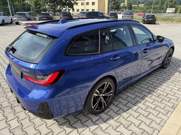 BMW Řada 3 330i XDRIVE 180kW M-PAKET TOP! - foto 10