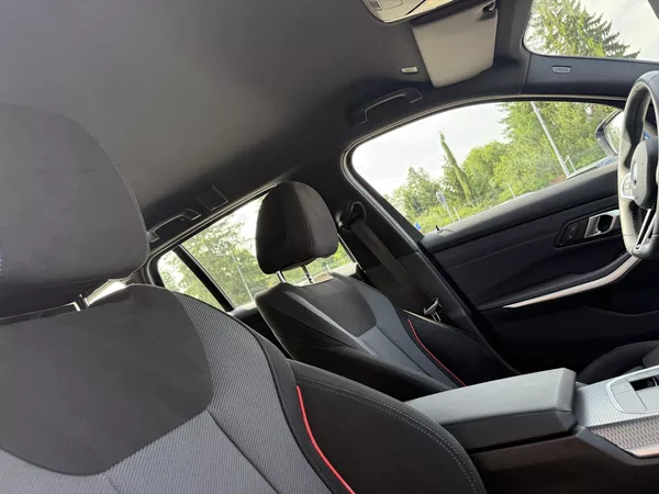BMW Řada 3 330i XDRIVE 180kW M-PAKET TOP! - foto 30