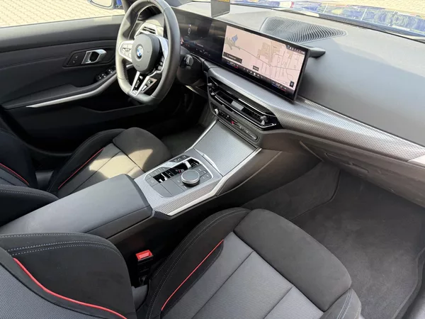 BMW Řada 3 330i XDRIVE 180kW M-PAKET TOP! - foto 31
