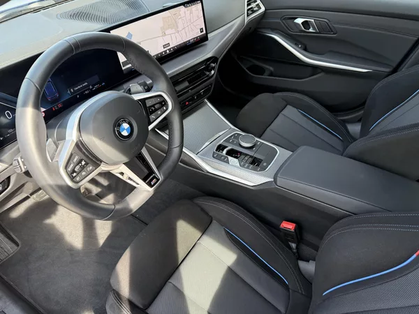BMW Řada 3 330i XDRIVE 180kW M-PAKET TOP! - foto 32