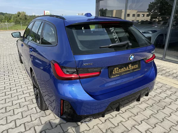 BMW Řada 3 330i XDRIVE 180kW M-PAKET TOP! - foto 6