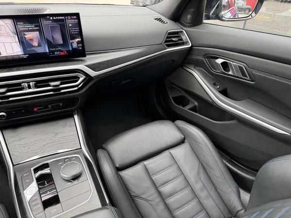 BMW Řada 3 M340i 275kW XDRIVE HUD PANORAM - foto 26