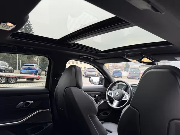 BMW Řada 3 M340i 275kW XDRIVE HUD PANORAM - foto 31