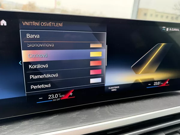 BMW Řada 3 M340i 275kW XDRIVE HUD PANORAM - foto 47