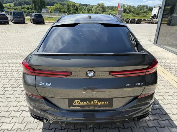 BMW X6 30XD 210kW M-PAKET R22 BLACK!! - foto 10