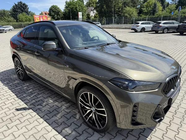 BMW X6 30XD 210kW M-PAKET R22 BLACK!! - foto 13