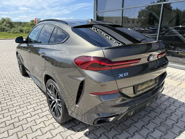 BMW X6 30XD 210kW M-PAKET R22 BLACK!! - foto 7