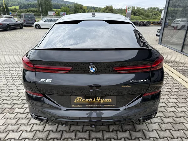 BMW X6 30XD 210kW M-PAKET VZDUCH HK!! - foto 10
