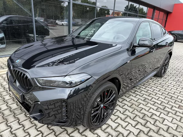 BMW X6 30XD 210kW M-PAKET VZDUCH HK!! - foto 2