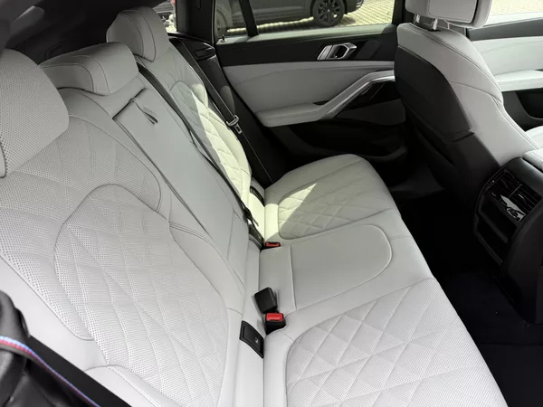 BMW X6 30XD 210kW M-PAKET VZDUCH HK!! - foto 30