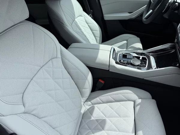 BMW X6 30XD 210kW M-PAKET VZDUCH HK!! - foto 33