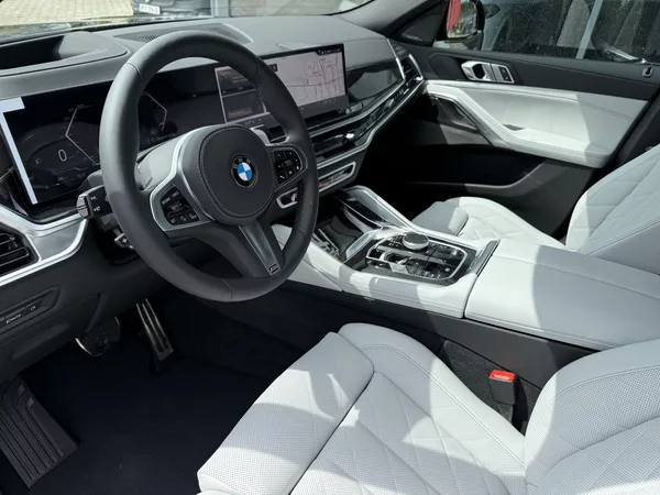 BMW X6 30XD 210kW M-PAKET VZDUCH HK!! - foto 36