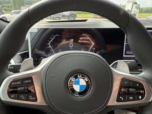 BMW X6 30XD 210kW M-PAKET VZDUCH HK!! - foto 43