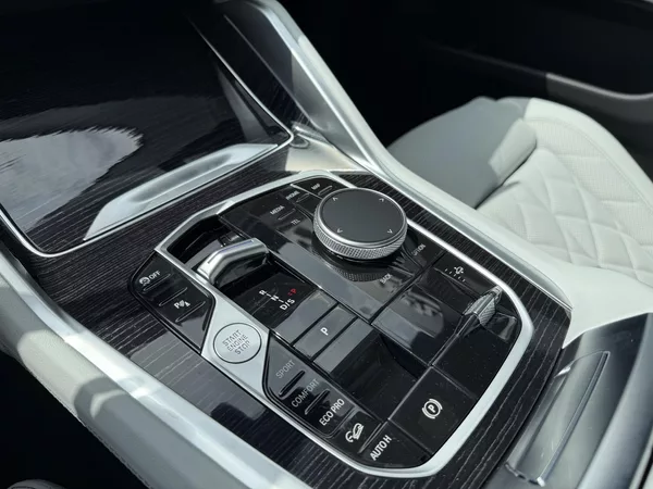 BMW X6 30XD 210kW M-PAKET VZDUCH HK!! - foto 44