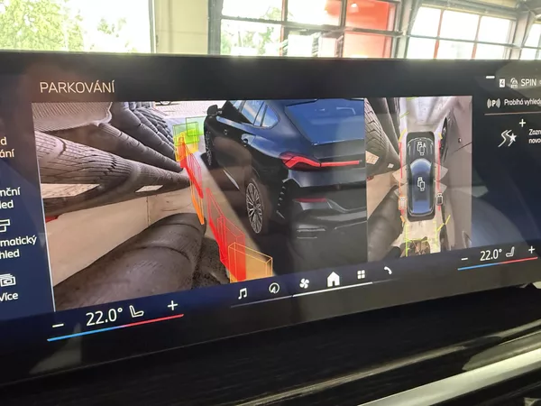 BMW X6 30XD 210kW M-PAKET VZDUCH HK!! - foto 47
