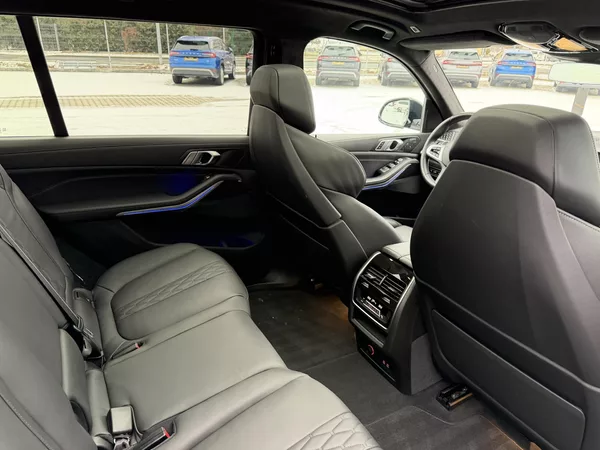 BMW X7 40XD 250kW M-PAKET NZN R23 CZ! - foto 30