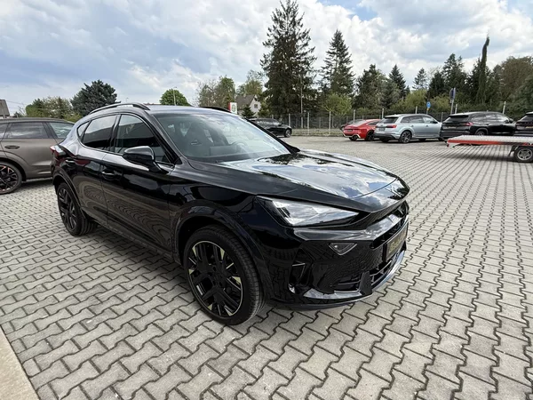 Cupra Formentor 2.0TDI TRIBE 150k DSG ZÁRUKA 5 - foto 11