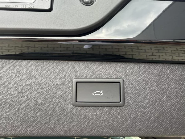 Cupra Formentor 2.0TDI TRIBE 150k DSG ZÁRUKA 5 - foto 40