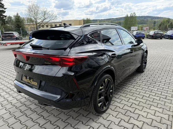 Cupra Formentor 2.0TDI TRIBE 150k DSG ZÁRUKA 5 - foto 9