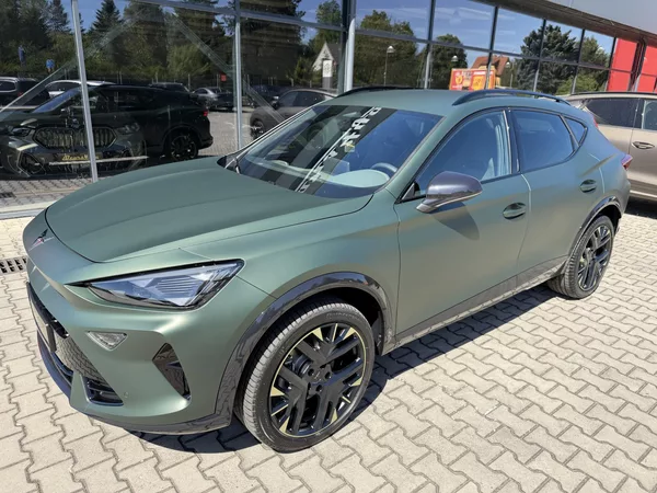 Cupra Formentor 2.0TDI TRIBE 150k DSG ZÁRUKA 5 - foto 18