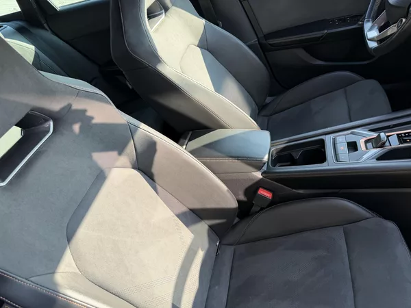 Cupra Leon VZ 2.0TSI 245kW 4X4 SP DSG TOP - foto 30