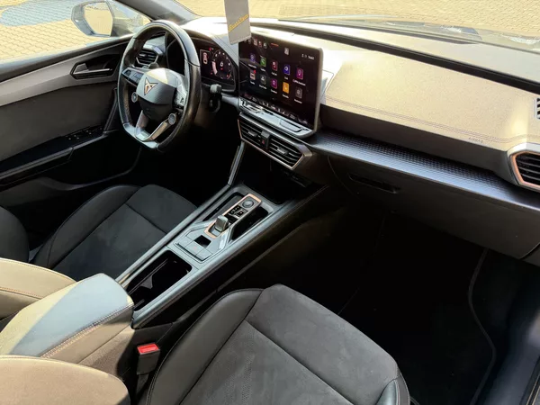 Cupra Leon VZ 2.0TSI 245kW 4X4 SP DSG TOP - foto 32