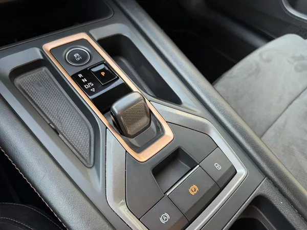 Cupra Leon VZ 2.0TSI 245kW 4X4 SP DSG TOP - foto 38