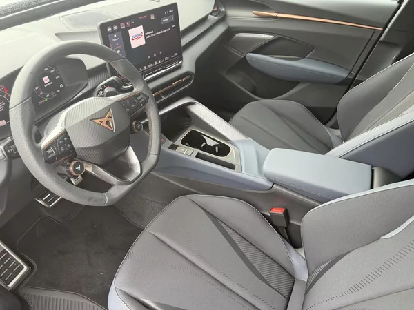 Cupra Terramar 2.0TSI 150kW 4WD R20 NT ZÁR 5L - foto 16
