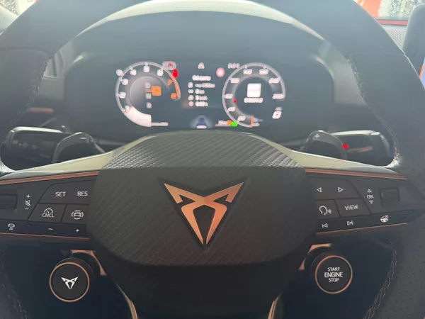 Cupra Terramar 2.0TSI 150kW 4WD R20 NT ZÁR 5L - foto 30