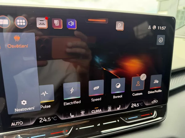 Cupra Terramar 2.0TSI 150kW 4WD TRIBE TZ R20! - foto 44