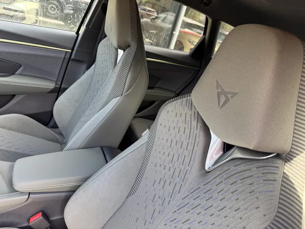 Cupra Terramar 2.0TSI 150kW 4WD TRIBE NT R20! - foto 38