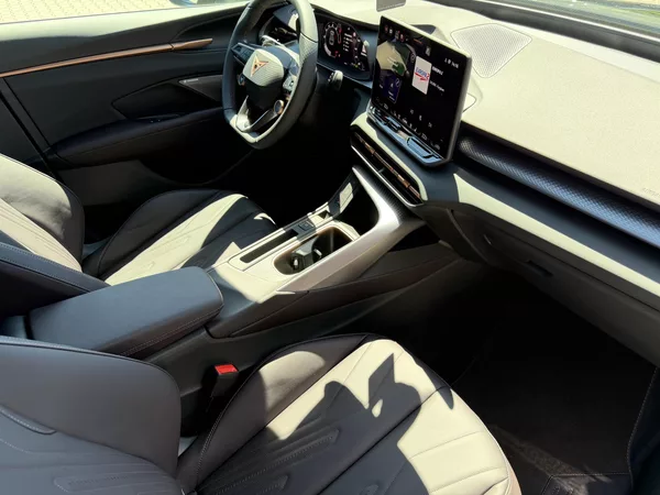 Cupra Terramar 2.0TSI 150kW 4WD R20 NT DCC CZ - foto 32