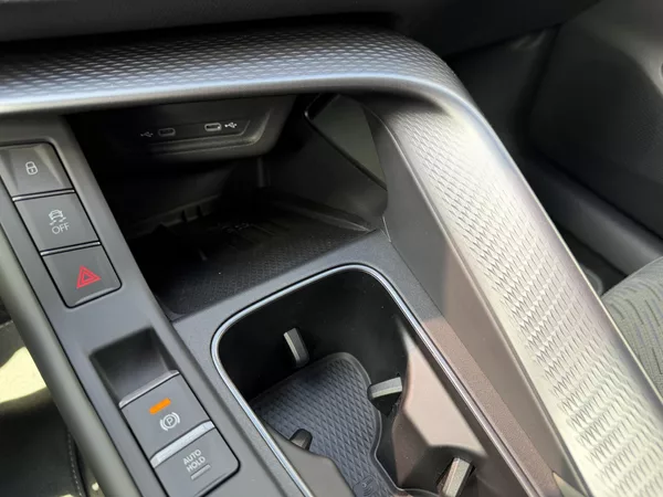 Cupra Terramar 2.0TSI 150kW 4WD TRIBE NT IMPR - foto 44