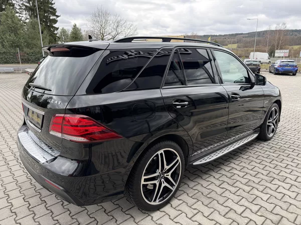 Mercedes-Benz GLE 43 AMG 287kW 4 MATIC PANORAMA! - foto 8