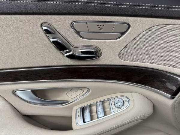 Mercedes-Benz Třídy S 350d 4 MATIC CZ SERVISKA TOP! - foto 39