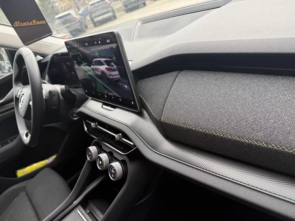 Škoda Kodiaq 2.0TDI 142kW DSG 4X4 7 MÍST!! - foto 32
