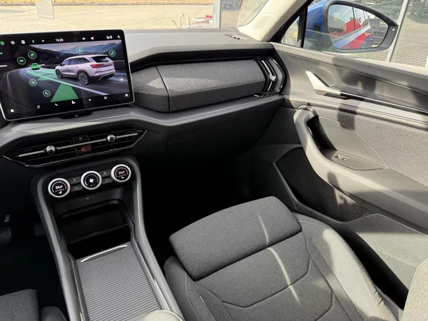 Škoda Kodiaq 2.0TDI 142kW DSG 4X4 7 MÍST!! - foto 20