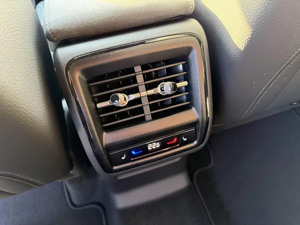 Škoda Kodiaq 2.0TDI 110kW SPORTLINE HUD R19 - foto 24