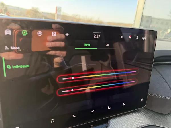 Škoda Kodiaq 2.0TDI 110kW SPORTLINE HUD R19 - foto 44
