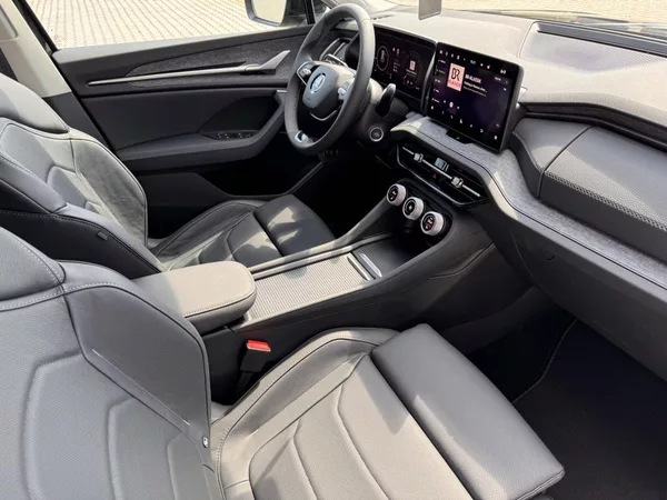 Škoda Kodiaq 2.0TDI 110kW DSG SELECTION+ 7M - foto 35