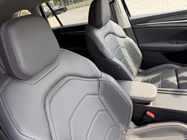 Škoda Kodiaq 2.0TDI 110kW DSG SELECTION+ 7M - foto 37