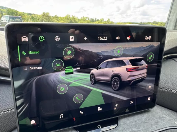 Škoda Kodiaq 2.0TDI 110kW DSG SELECTION+ 7M - foto 50