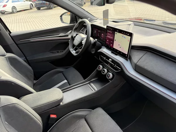 Škoda Kodiaq 2.0TDI 142kW 4X4 SPORT HUD TZ! - foto 31