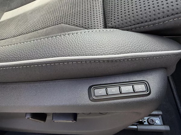 Škoda Kodiaq 2.0TDI 142kW 4X4 SPORT HUD TZ! - foto 35