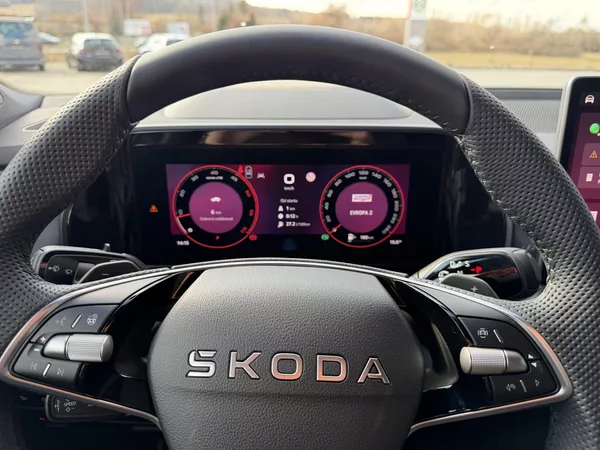 Škoda Kodiaq 2.0TDI 142kW 4X4 SPORT HUD TZ! - foto 39