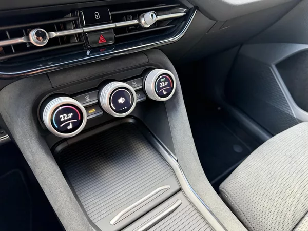 Škoda Kodiaq 2.0TDI 142kW 4X4 SPORT HUD TZ! - foto 43